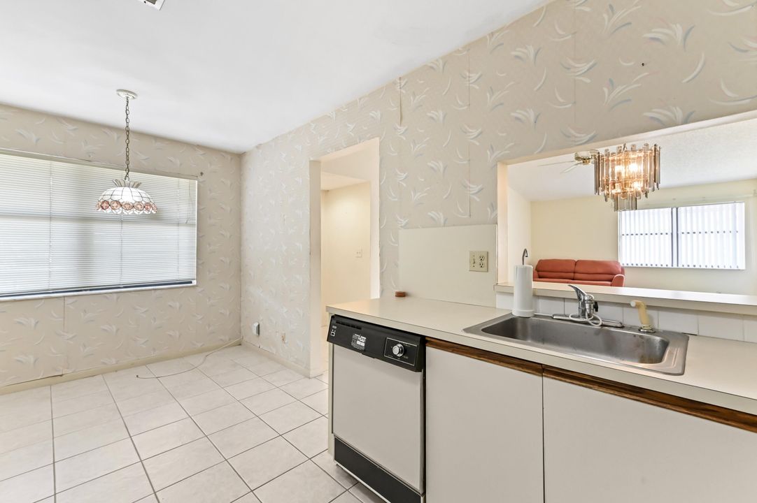 En Venta: $90,000 (2 camas, 2 baños, 1049 Pies cuadrados)