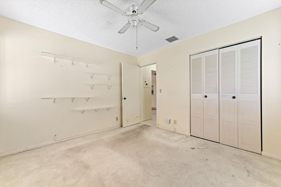 En Venta: $90,000 (2 camas, 2 baños, 1049 Pies cuadrados)