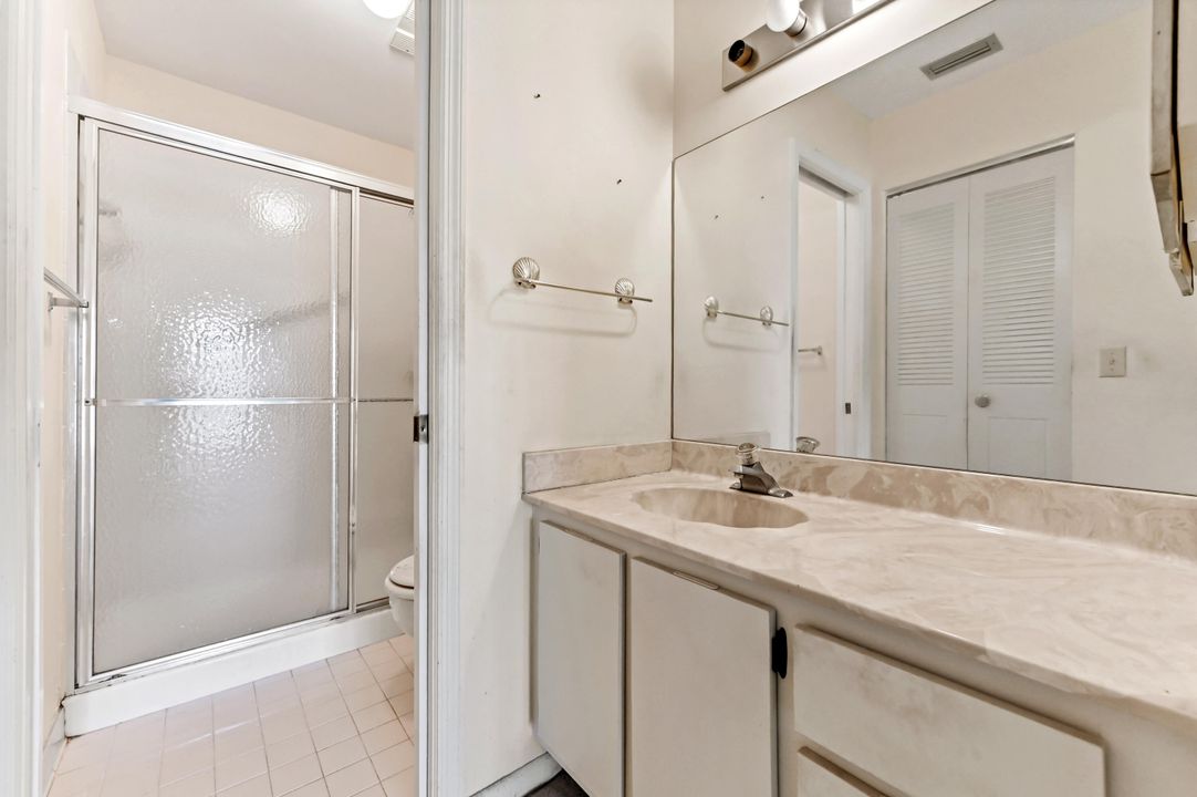 En Venta: $90,000 (2 camas, 2 baños, 1049 Pies cuadrados)