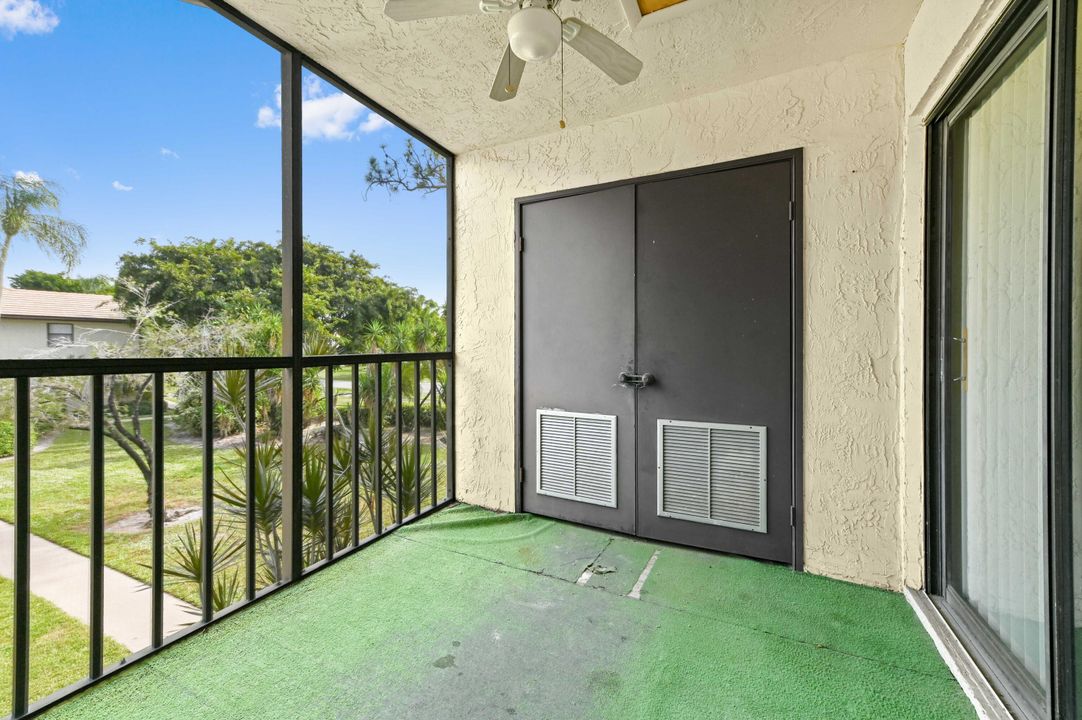 En Venta: $90,000 (2 camas, 2 baños, 1049 Pies cuadrados)