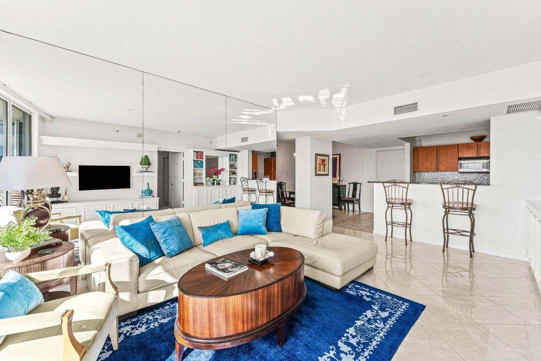 For Rent: $5,900 (3 beds, 3 baths, 1550 Square Feet)