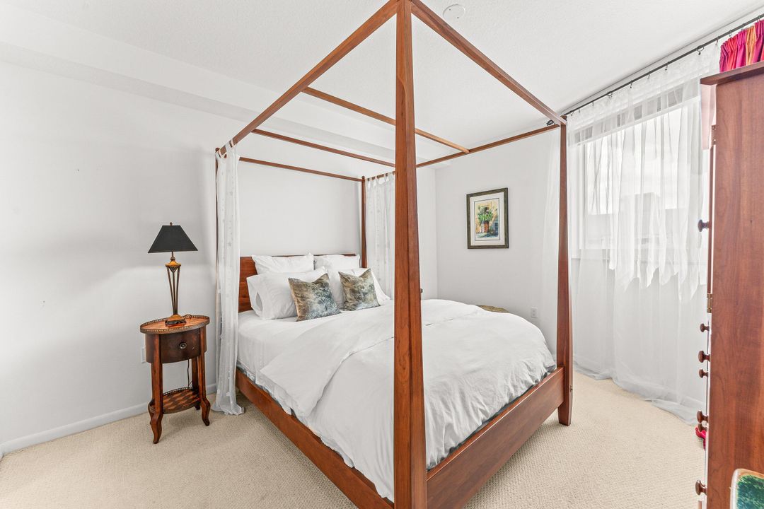 For Rent: $5,900 (3 beds, 3 baths, 1550 Square Feet)