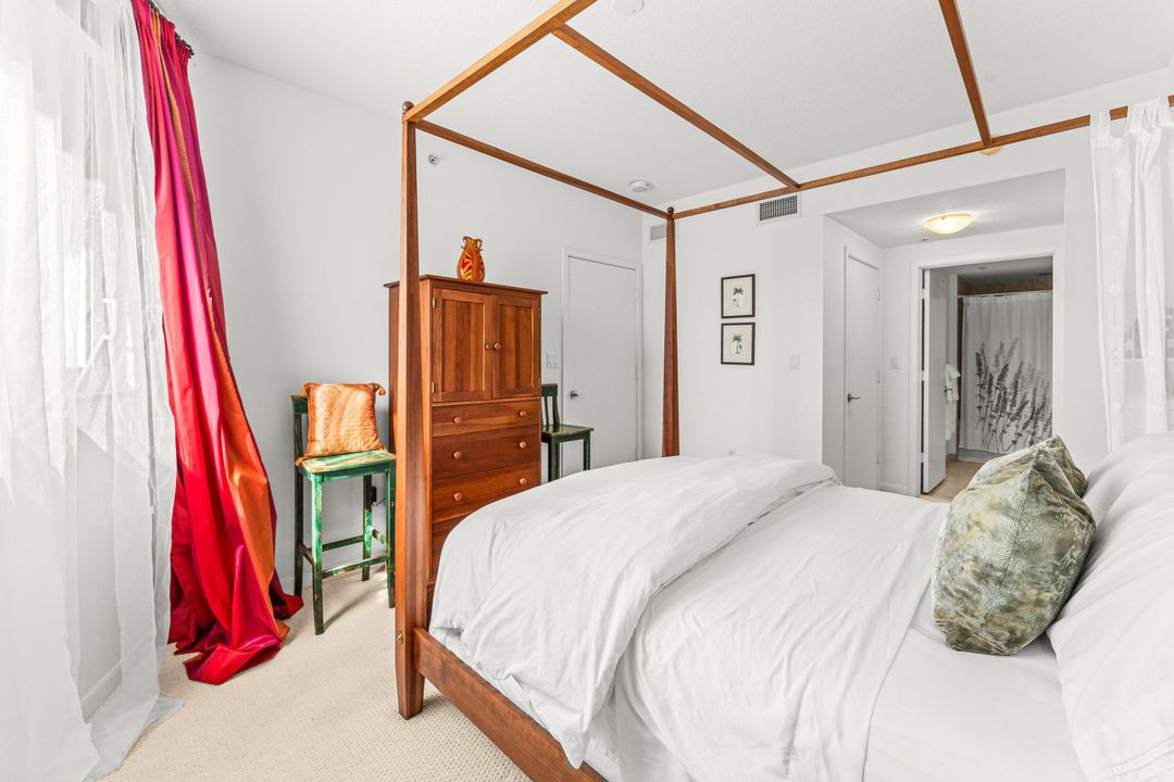 For Rent: $5,900 (3 beds, 3 baths, 1550 Square Feet)