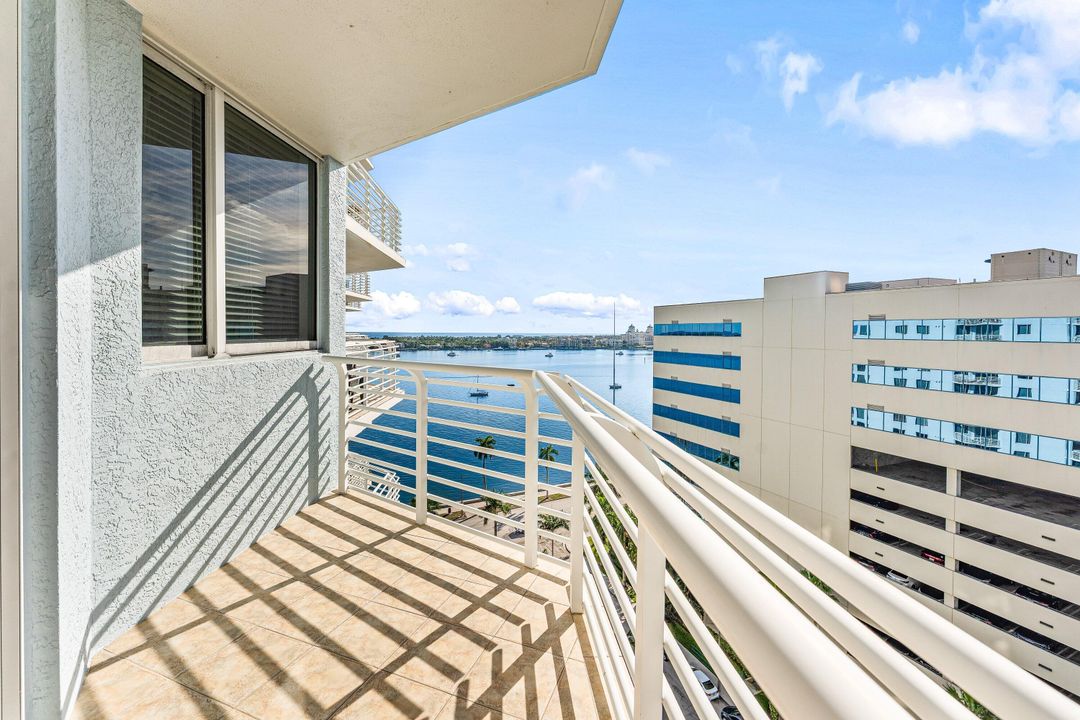 For Rent: $5,900 (3 beds, 3 baths, 1550 Square Feet)