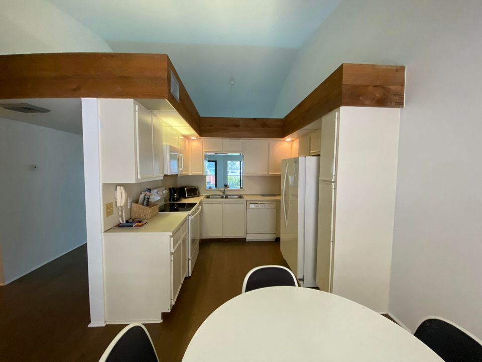 В аренду: $4,500 (3 спален, 2 ванн, 1863 Квадратных фут)