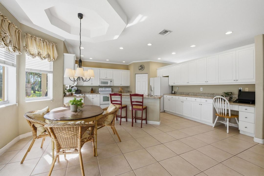 Active With Contract: $650,000 (4 beds, 2 baths, 2778 Square Feet)