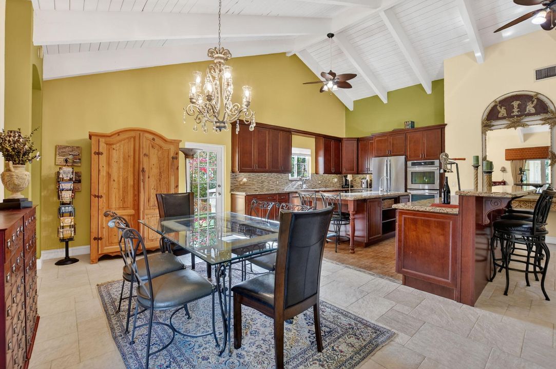 На продажу: $880,000 (4 спален, 3 ванн, 2527 Квадратных фут)