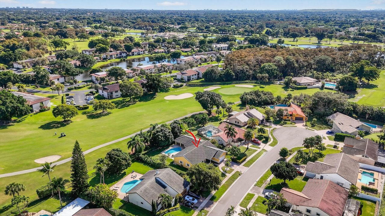 На продажу: $880,000 (4 спален, 3 ванн, 2527 Квадратных фут)