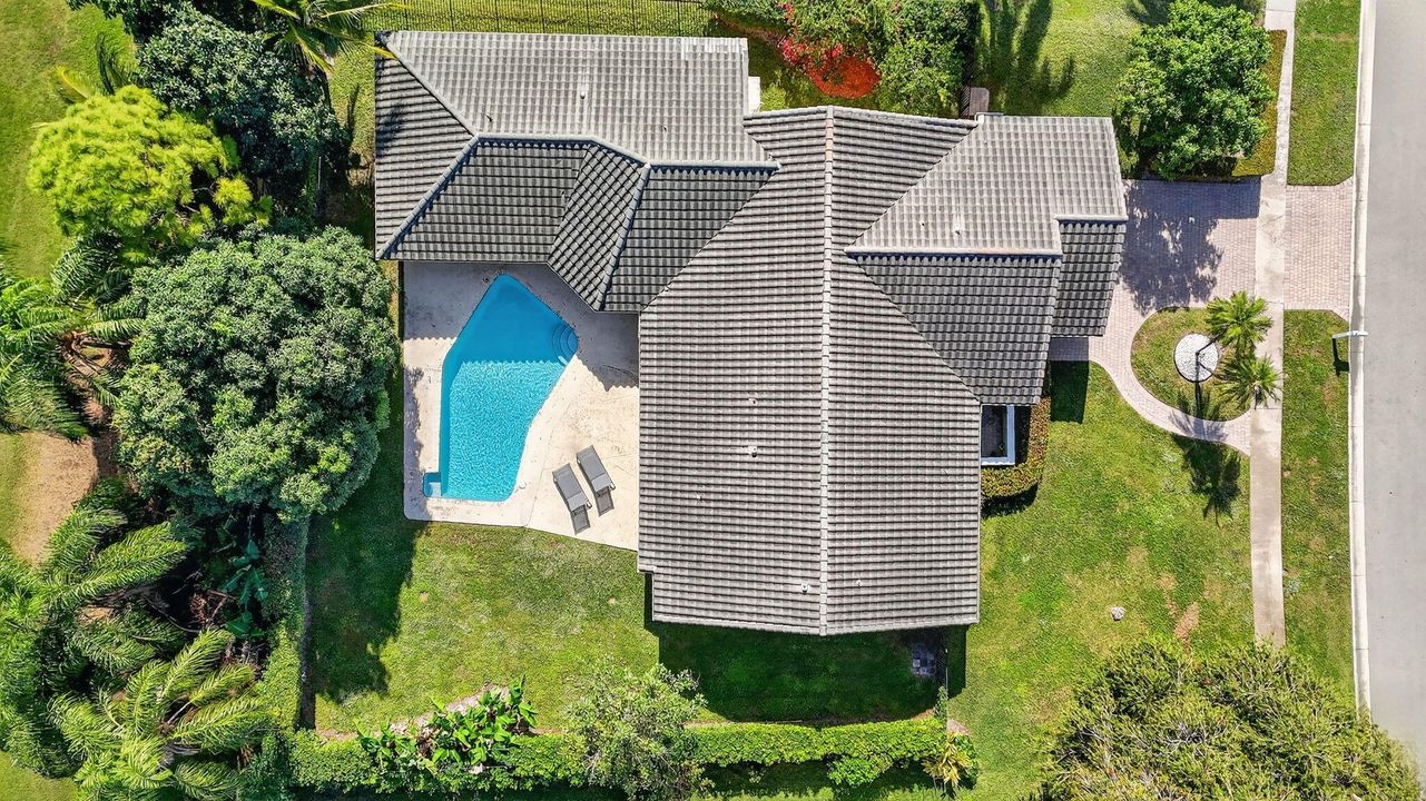 На продажу: $880,000 (4 спален, 3 ванн, 2527 Квадратных фут)