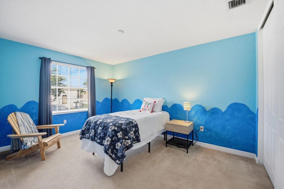 Active With Contract: $650,000 (4 beds, 2 baths, 2778 Square Feet)