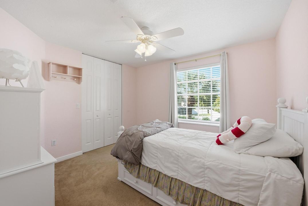 Active With Contract: $650,000 (4 beds, 2 baths, 2778 Square Feet)