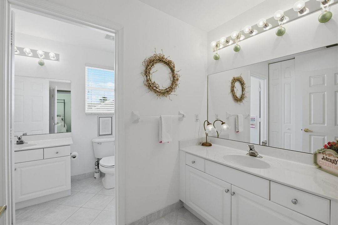 Active With Contract: $650,000 (4 beds, 2 baths, 2778 Square Feet)