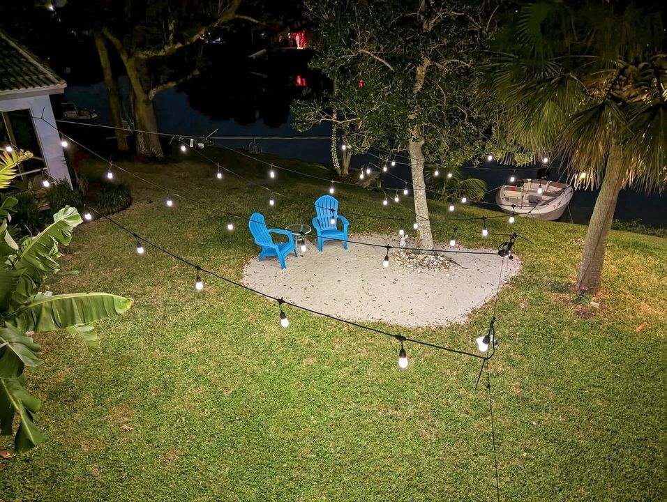 Active With Contract: $650,000 (4 beds, 2 baths, 2778 Square Feet)