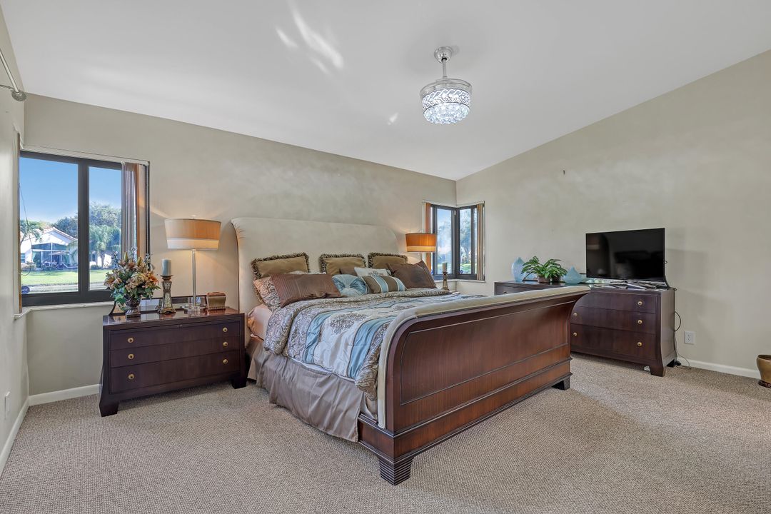 For Sale: $595,000 (3 beds, 2 baths, 2104 Square Feet)