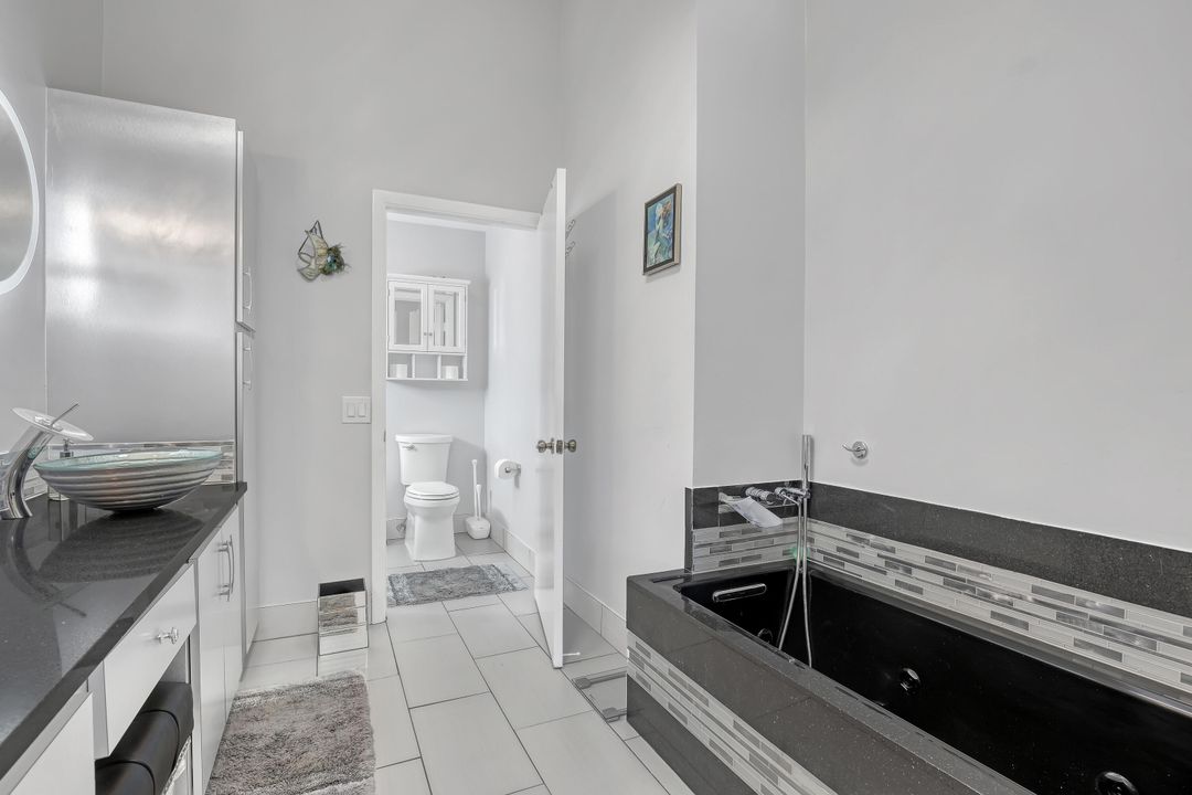 For Sale: $595,000 (3 beds, 2 baths, 2104 Square Feet)