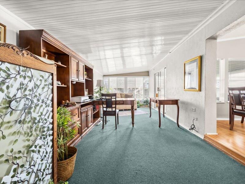 En Venta: $299,000 (2 camas, 2 baños, 1390 Pies cuadrados)