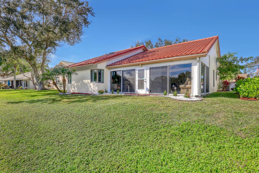 For Sale: $595,000 (3 beds, 2 baths, 2104 Square Feet)