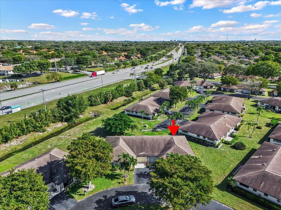 En Venta: $275,000 (2 camas, 2 baños, 1400 Pies cuadrados)