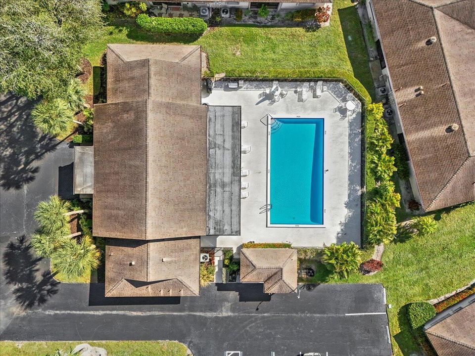 En Venta: $275,000 (2 camas, 2 baños, 1400 Pies cuadrados)