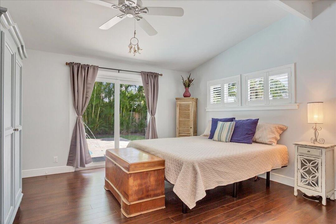 For Rent: $6,100 (2 beds, 2 baths, 1578 Square Feet)