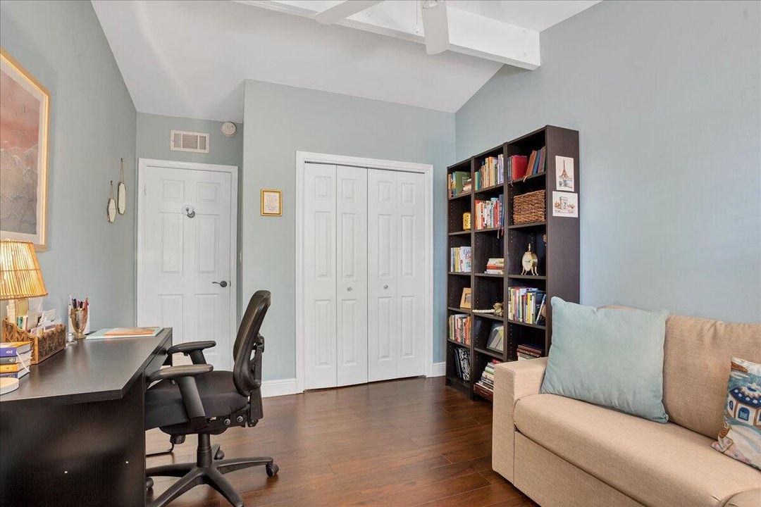 For Rent: $6,100 (2 beds, 2 baths, 1578 Square Feet)