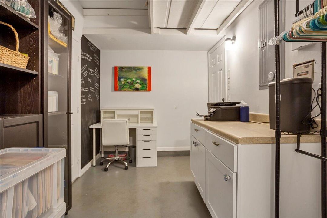 For Rent: $6,100 (2 beds, 2 baths, 1578 Square Feet)