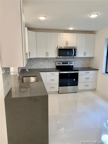 For Sale: $335,000 (2 beds, 2 baths, 1466 Square Feet)