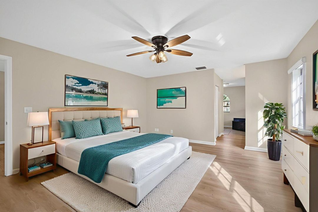 待售: $740,000 (3 贝兹, 2 浴室, 2045 平方英尺)