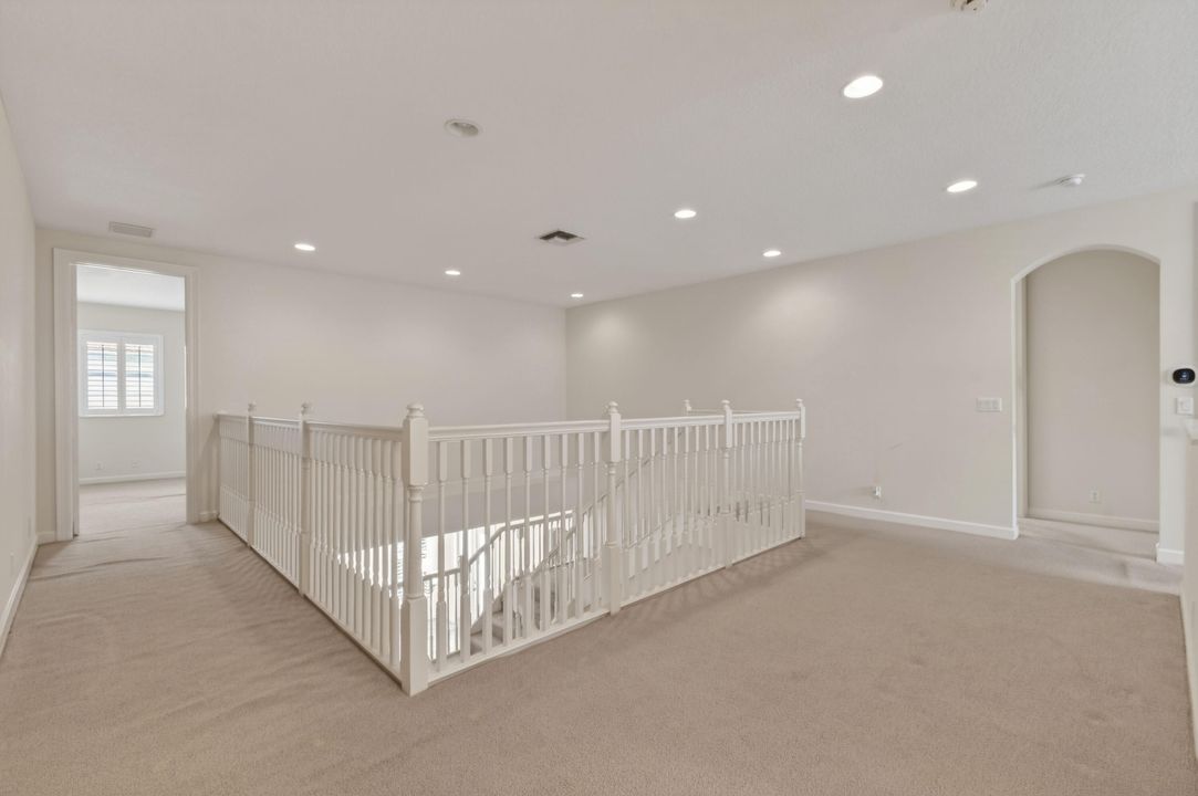 En Venta: $1,485,000 (4 camas, 3 baños, 3114 Pies cuadrados)