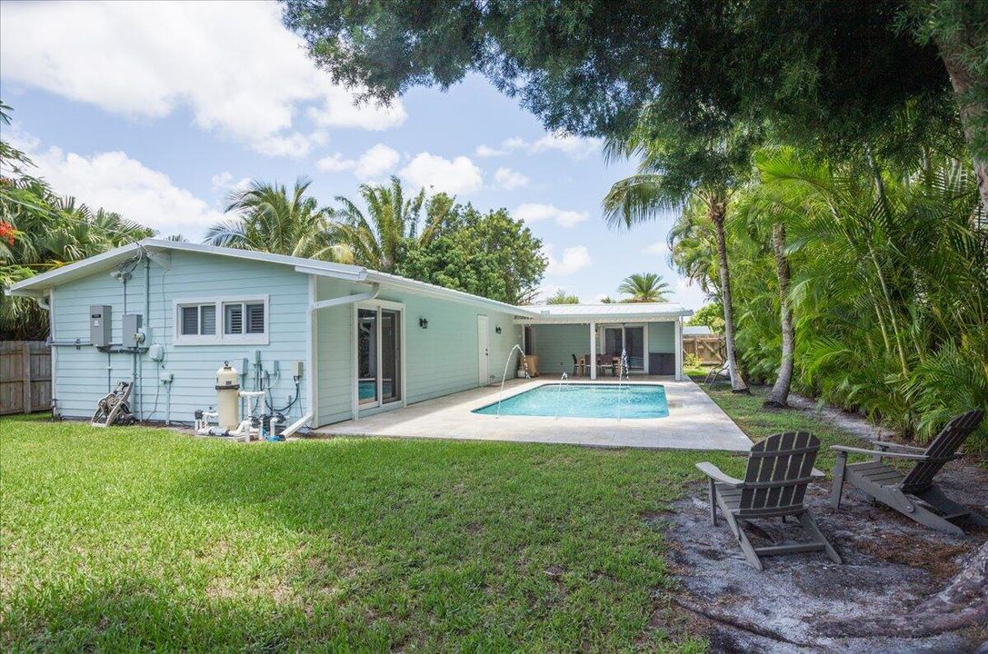 For Rent: $6,100 (2 beds, 2 baths, 1578 Square Feet)