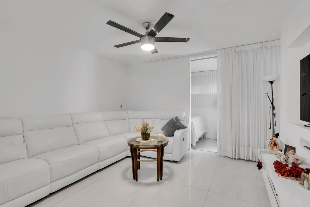 En Venta: $175,000 (1 camas, 1 baños, 862 Pies cuadrados)