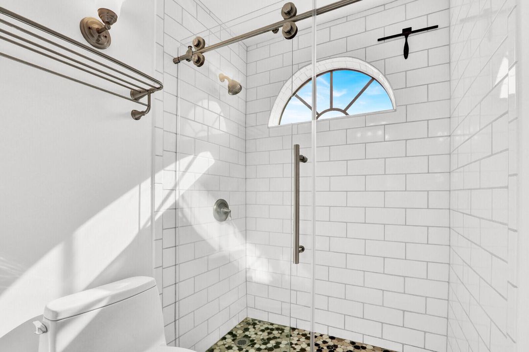 For Rent: $3,000 (2 beds, 2 baths, 1494 Square Feet)