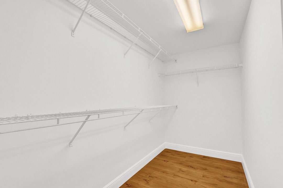 For Rent: $3,000 (2 beds, 2 baths, 1494 Square Feet)