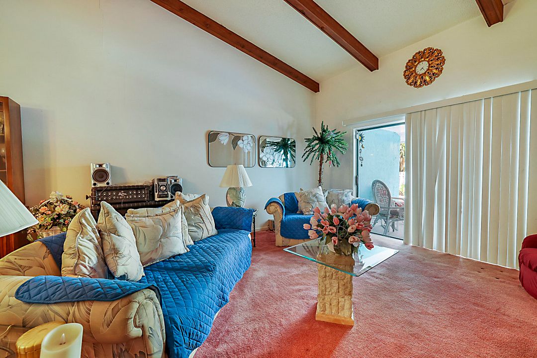 En Venta: $1,000,000 (4 camas, 4 baños, 2676 Pies cuadrados)