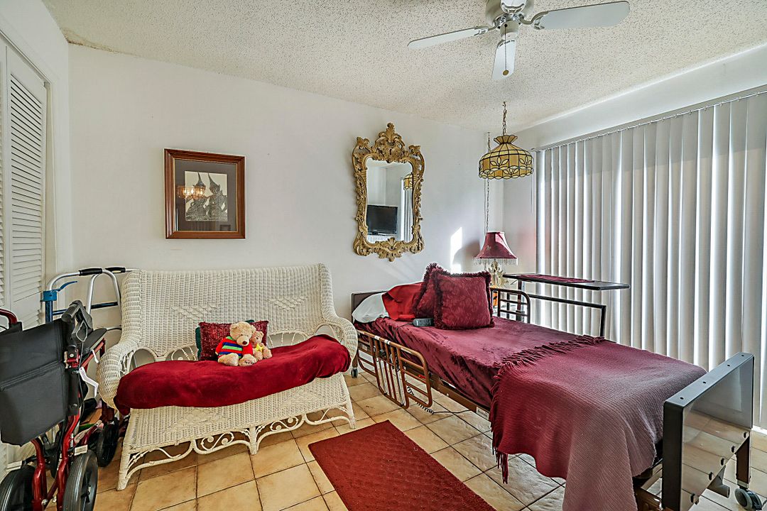 En Venta: $1,000,000 (4 camas, 4 baños, 2676 Pies cuadrados)