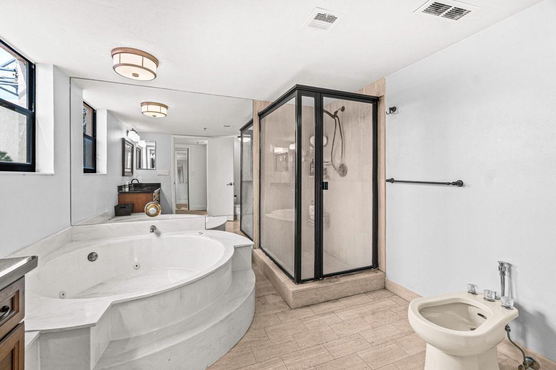 В аренду: $5,900 (3 спален, 2 ванн, 2330 Квадратных фут)