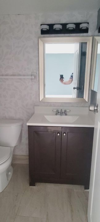 待售: $290,000 (2 贝兹, 2 浴室, 1328 平方英尺)