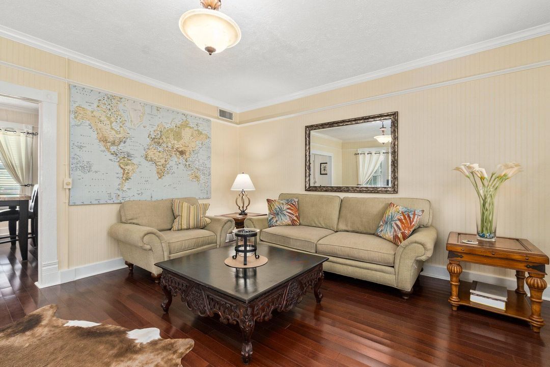 For Sale: $1,200,000 (3 beds, 3 baths, 1880 Square Feet)