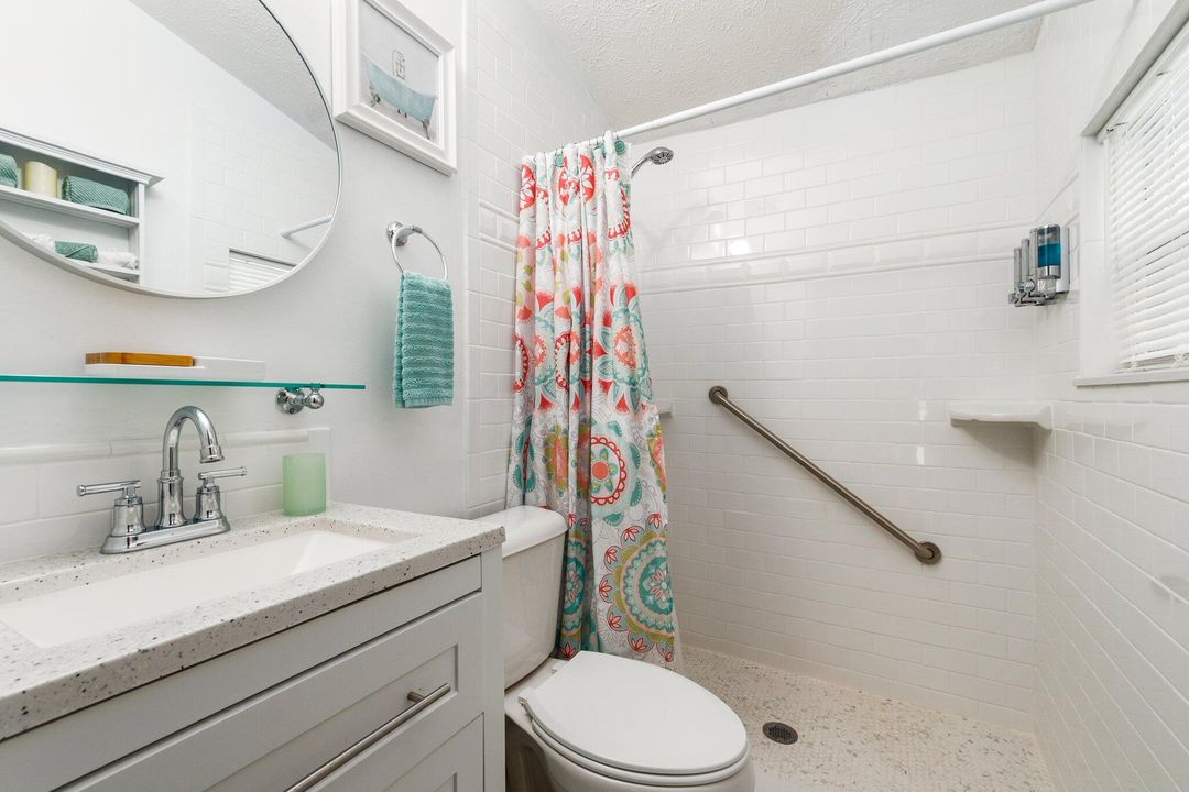 For Sale: $1,200,000 (3 beds, 3 baths, 1880 Square Feet)