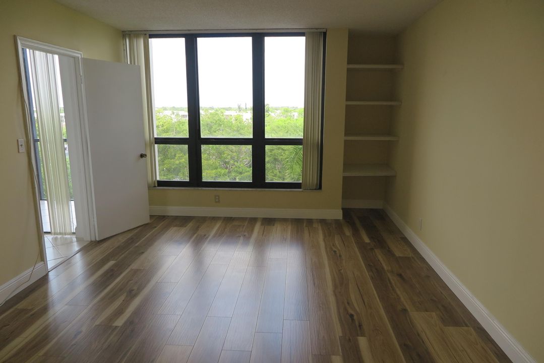 В аренду: $2,400 (2 спален, 2 ванн, 1180 Квадратных фут)