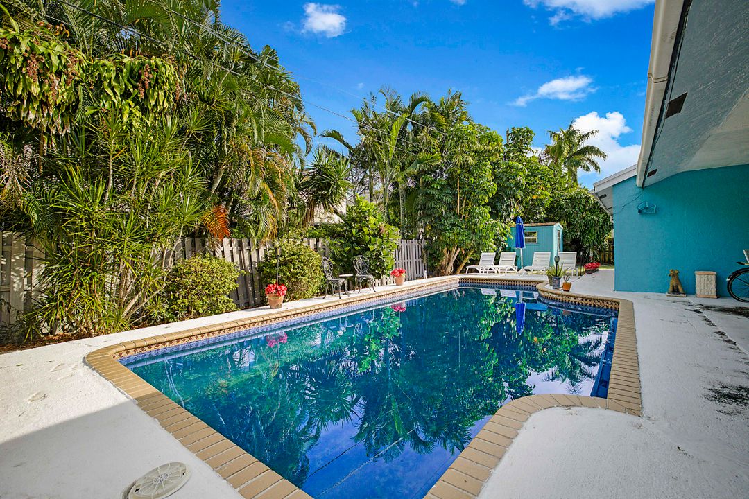 En Venta: $1,000,000 (4 camas, 4 baños, 2676 Pies cuadrados)