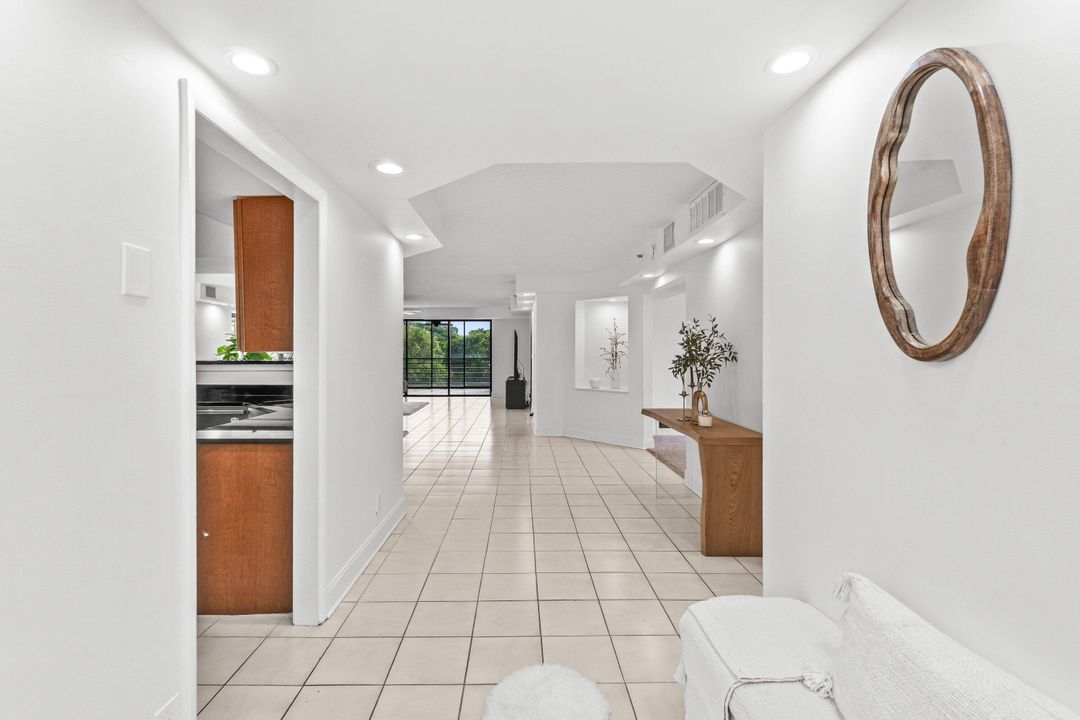 В аренду: $5,900 (3 спален, 2 ванн, 2330 Квадратных фут)