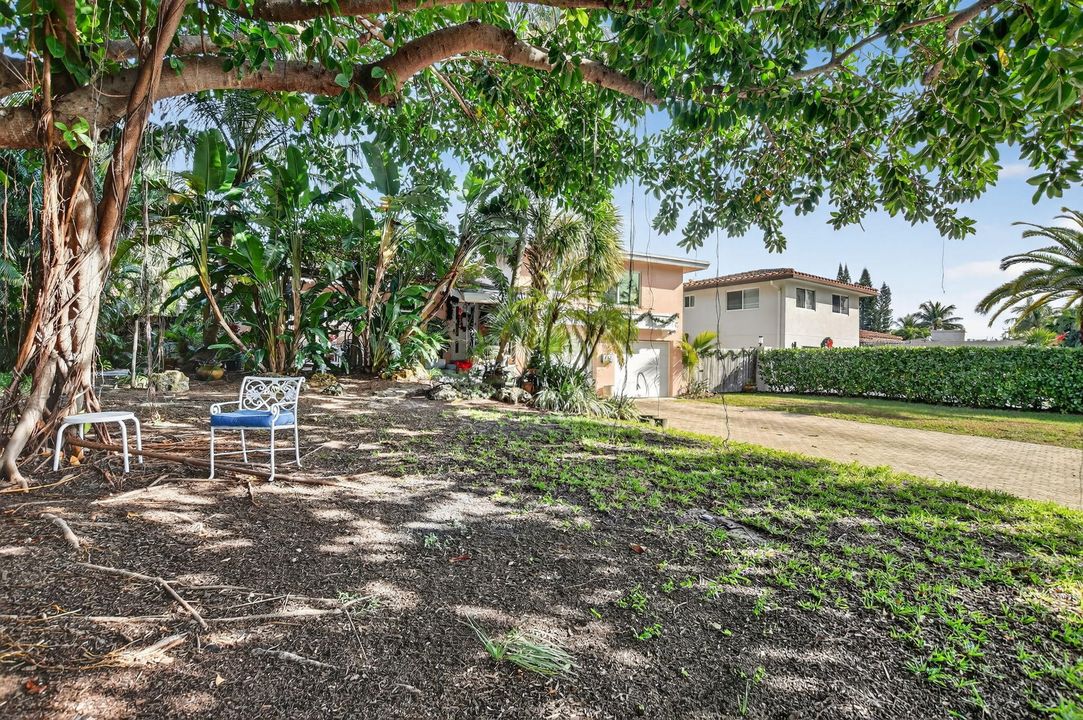 En Venta: $1,850,000 (3 camas, 2 baños, 2045 Pies cuadrados)