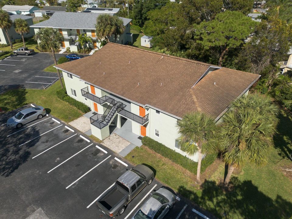 For Rent: $1,850 (2 beds, 2 baths, 1025 Square Feet)