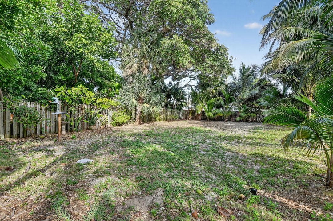 En Venta: $1,850,000 (3 camas, 2 baños, 2045 Pies cuadrados)