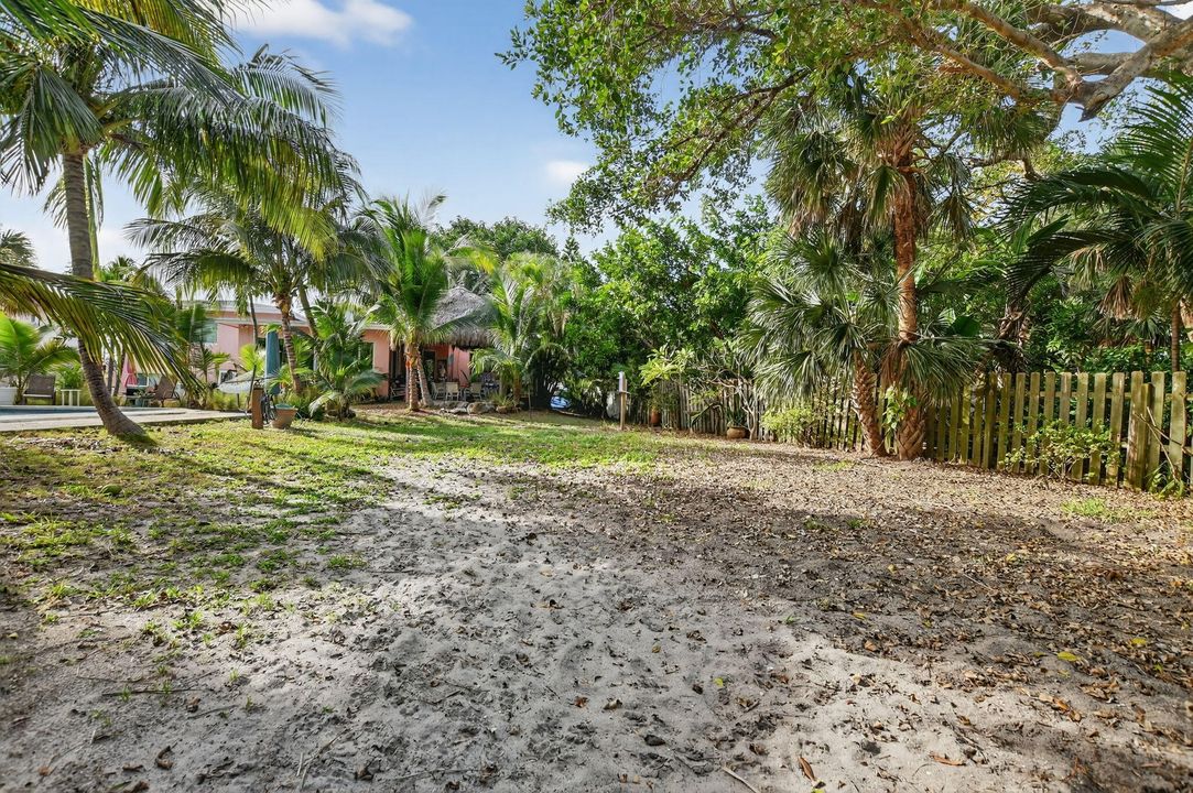 En Venta: $1,850,000 (3 camas, 2 baños, 2045 Pies cuadrados)