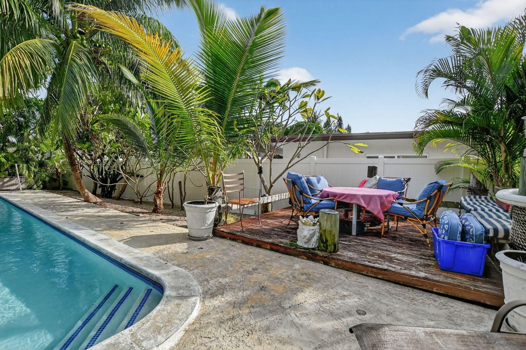 En Venta: $1,850,000 (3 camas, 2 baños, 2045 Pies cuadrados)