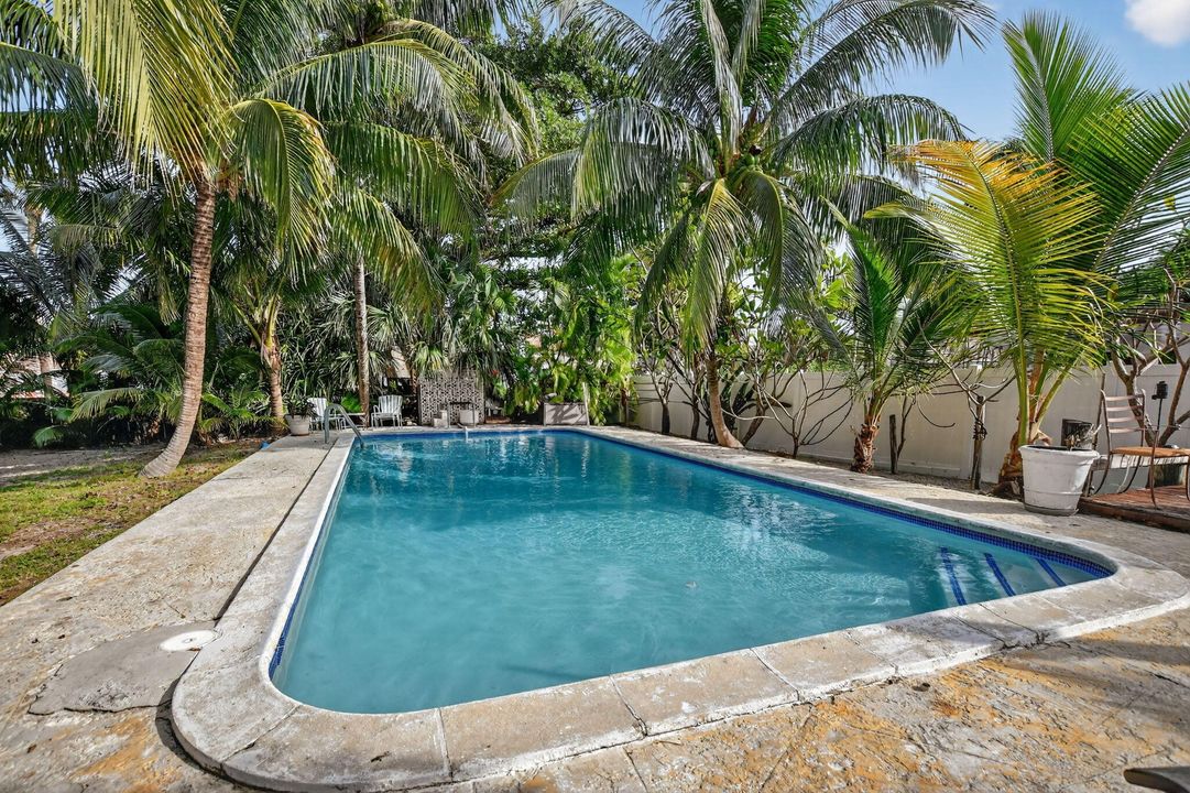 En Venta: $1,850,000 (3 camas, 2 baños, 2045 Pies cuadrados)