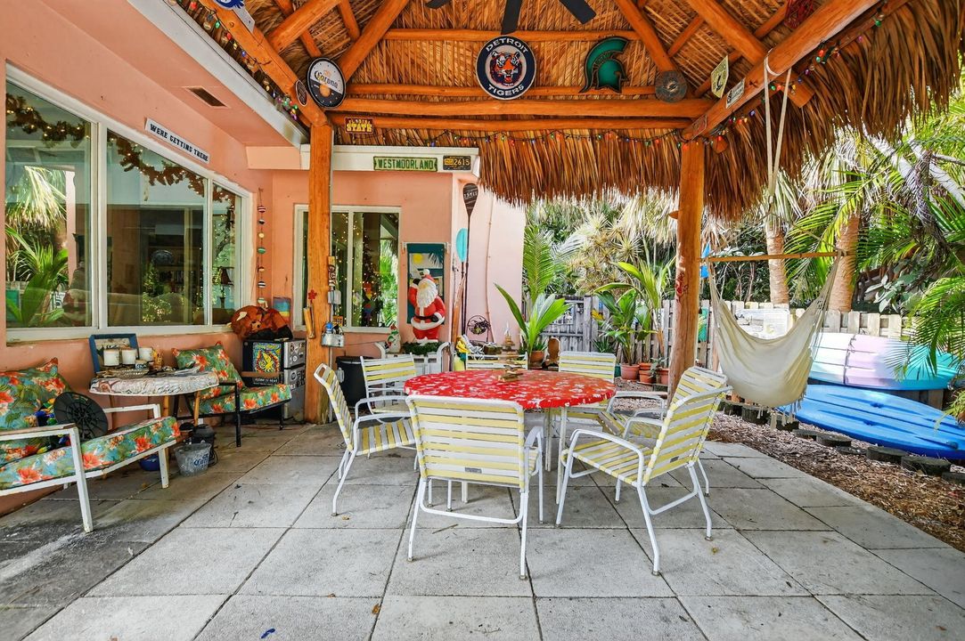 En Venta: $1,850,000 (3 camas, 2 baños, 2045 Pies cuadrados)