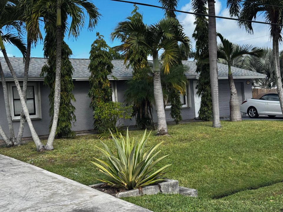 For Sale: $2,800 (0 beds, 0 baths, 1524 Square Feet)